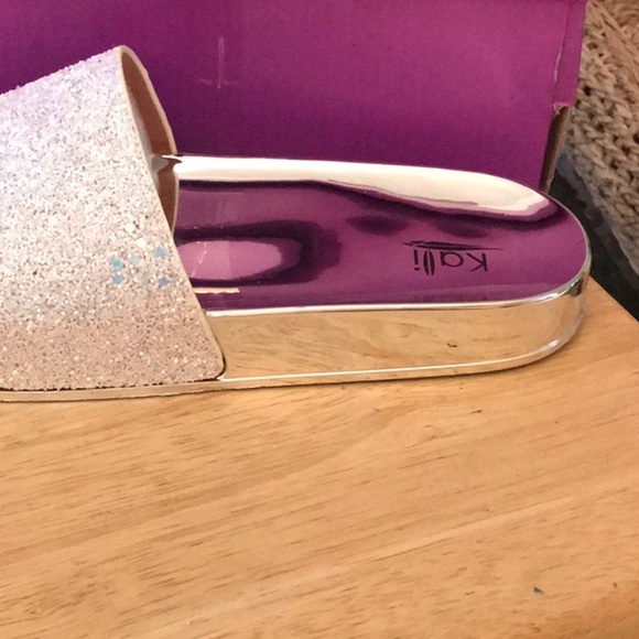 KALI GLITTER SHINEY BAND SLIP-ON SZ 8 - Picture 3 of 6